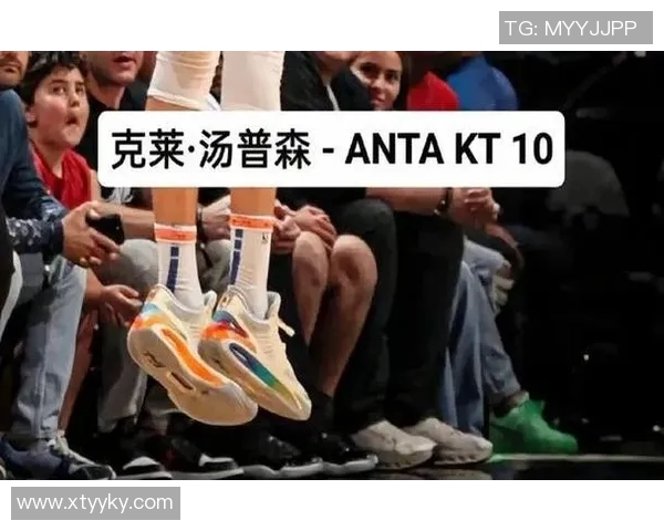 外国球星实战穿搭解析 足球鞋测评与性能表现全面解析